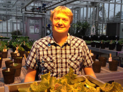 GLASE Uses Outreach Activities to Inform and Educate Growers, Manufacturers and Suppliers